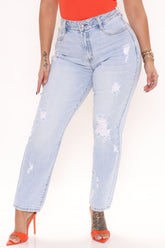 It's Alright Mom Jeans - Light Blue Wash Ins Street